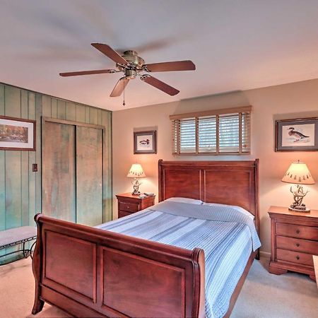 Poconos Home With Game Room Walk To Lake Harmony! エクステリア 写真