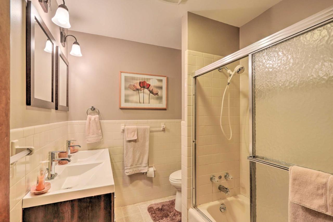 Poconos Home With Game Room Walk To Lake Harmony! エクステリア 写真